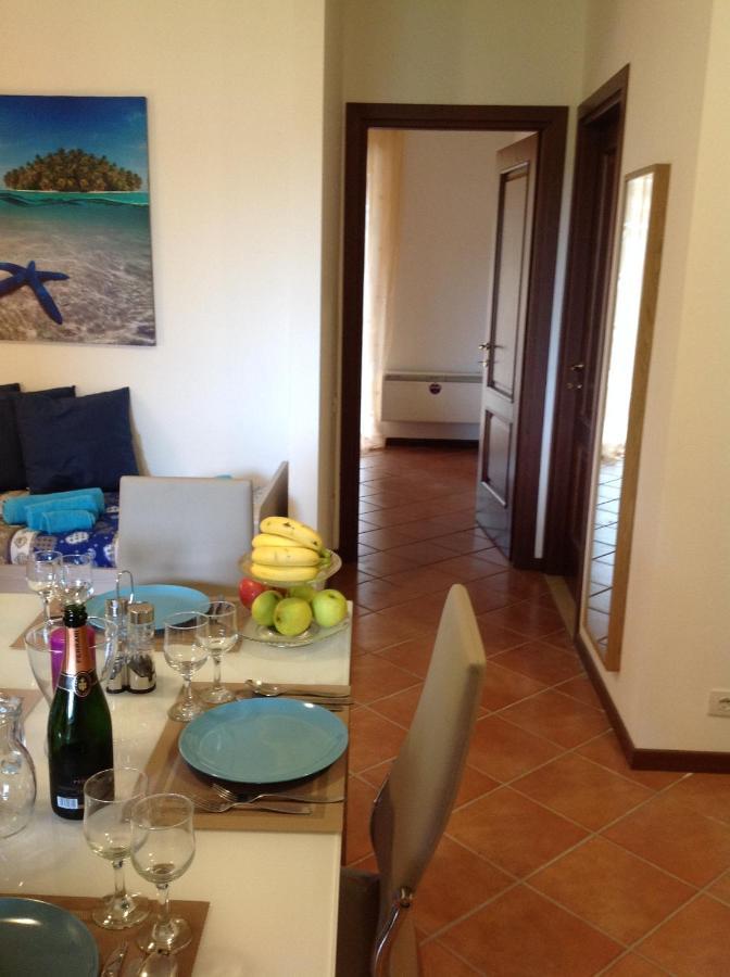 La Perla Aparthotel Monte Isola Buitenkant foto