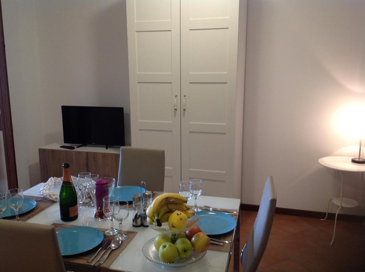 La Perla Aparthotel Monte Isola Buitenkant foto