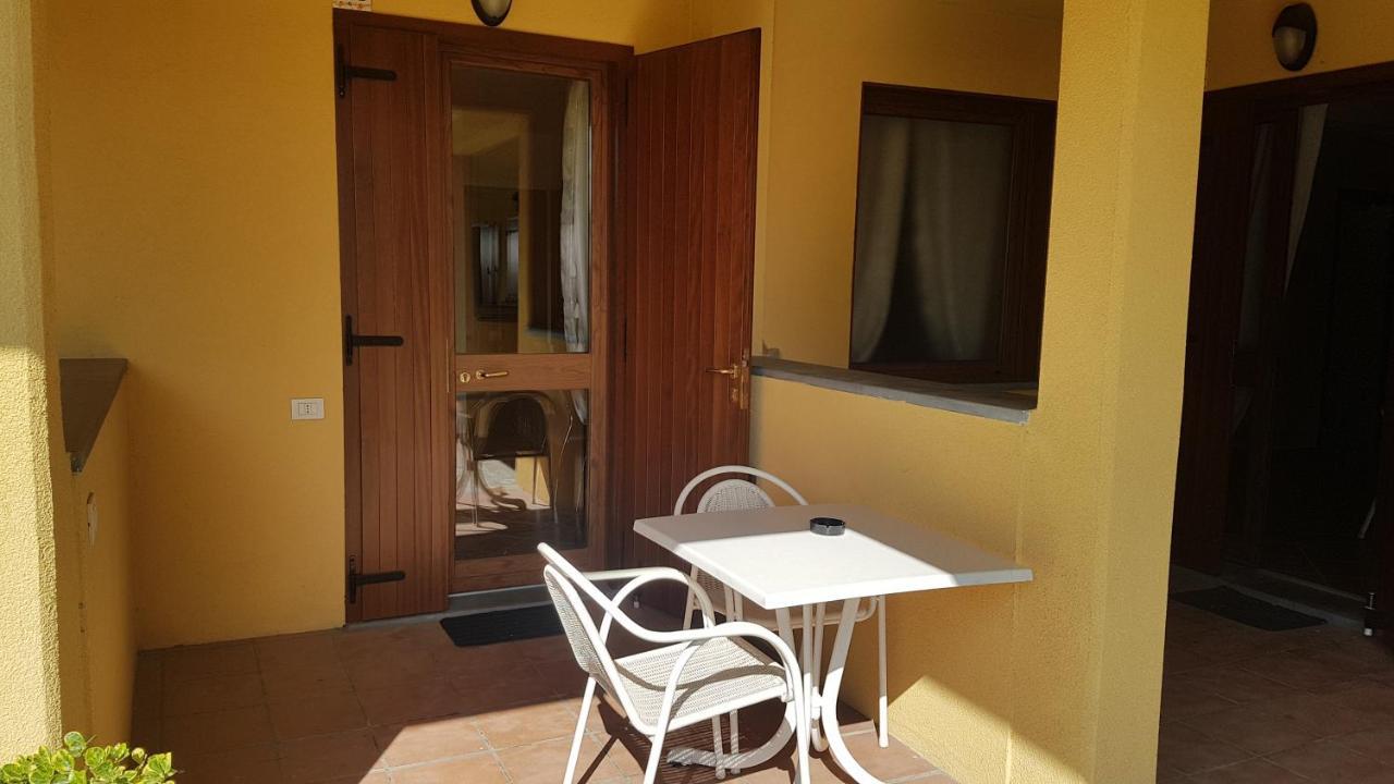 La Perla Aparthotel Monte Isola Buitenkant foto