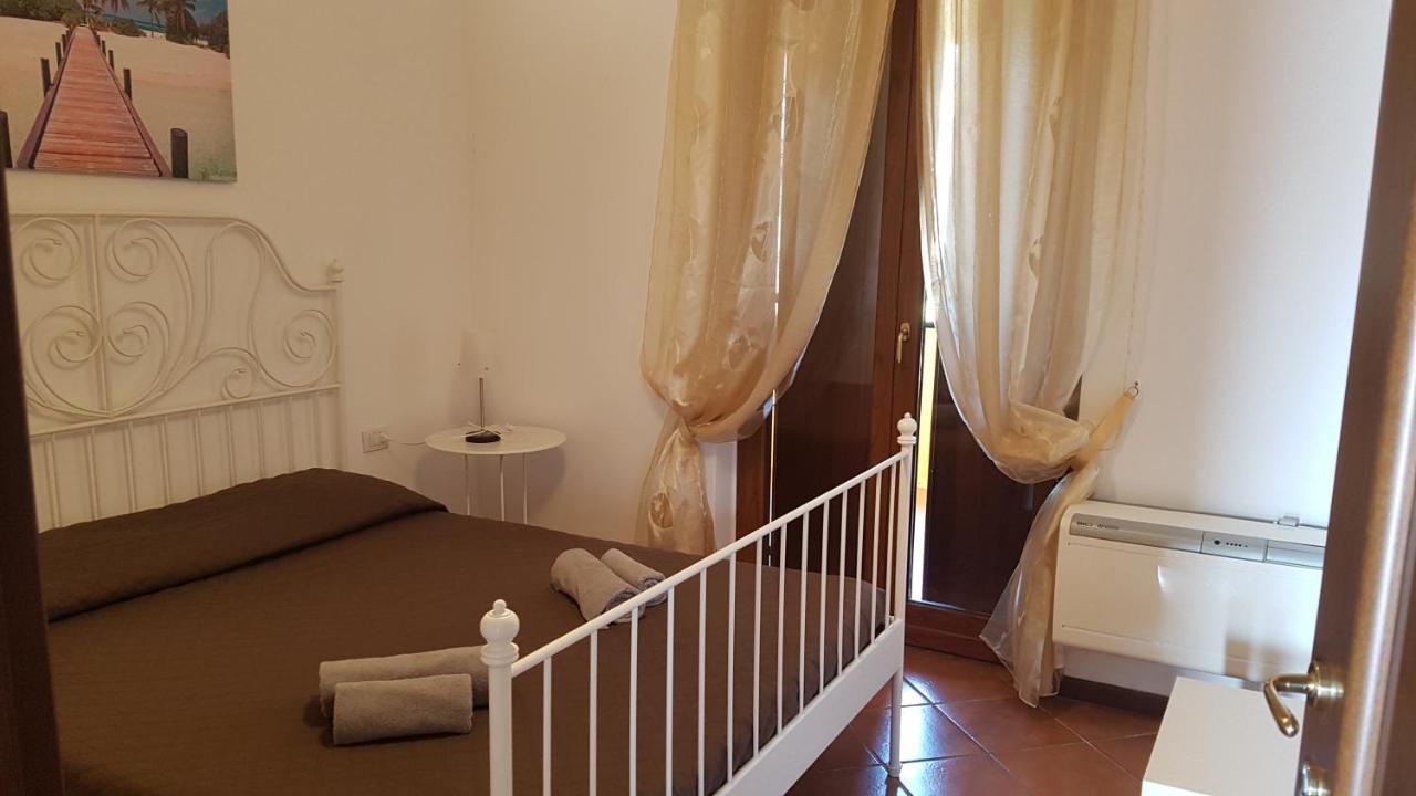 La Perla Aparthotel Monte Isola Buitenkant foto