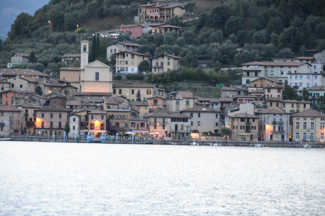 La Perla Aparthotel Monte Isola Buitenkant foto