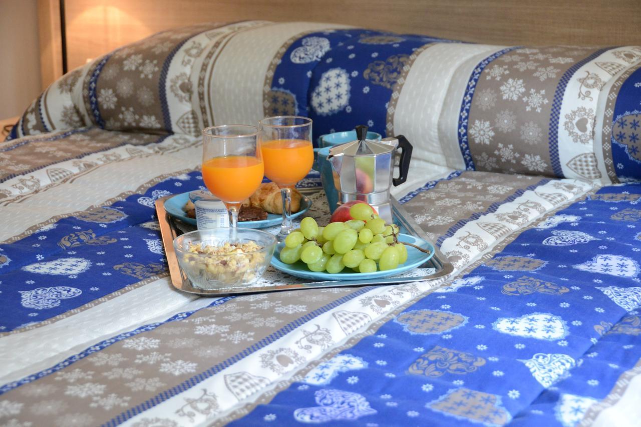 La Perla Aparthotel Monte Isola Buitenkant foto