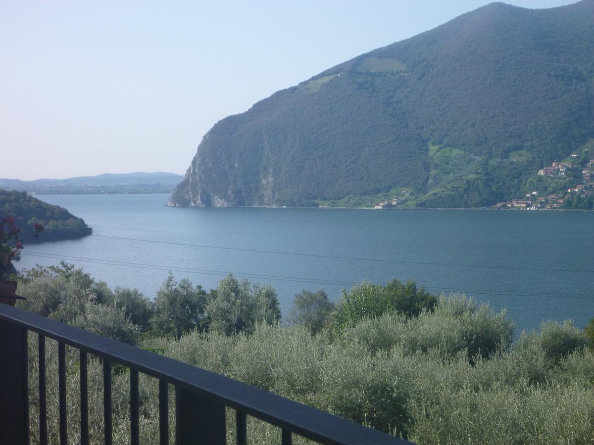 La Perla Aparthotel Monte Isola Buitenkant foto